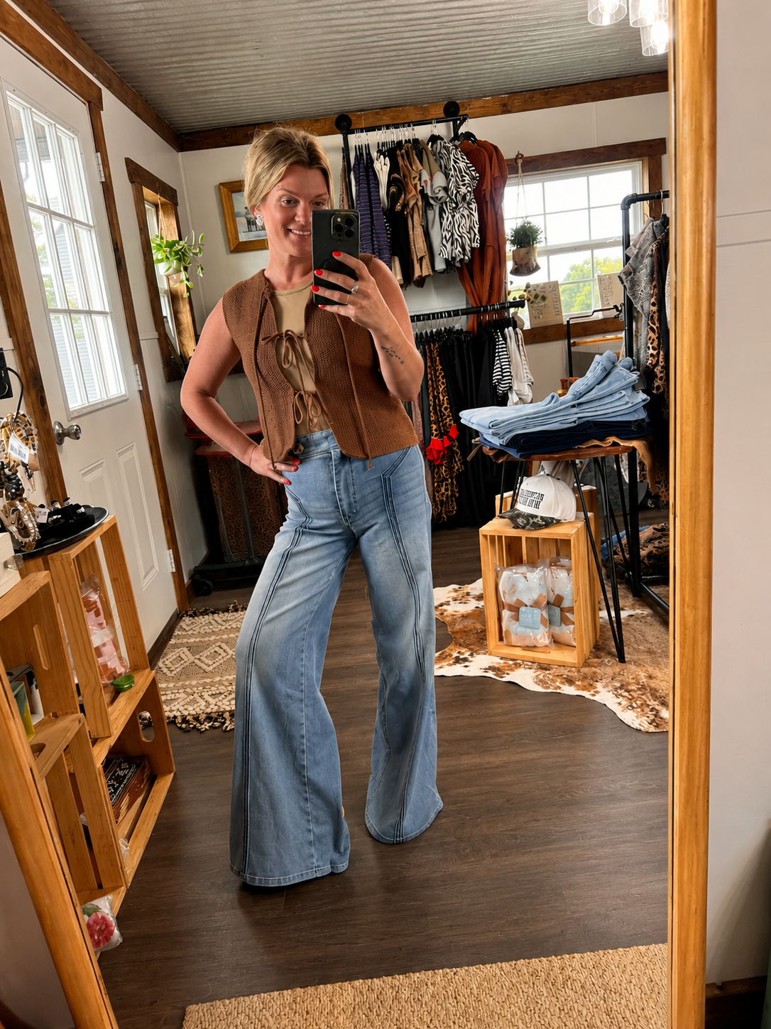 The Ellis Jean- Light Wash
