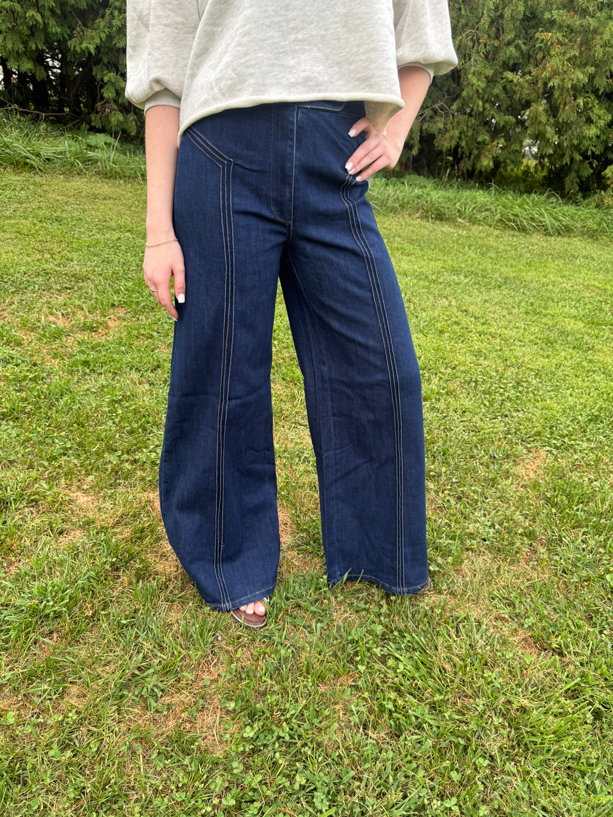 The Ellis Jean- Dark Wash