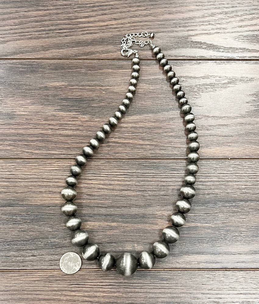 739190, 24" Handmade Very-Big Navajo Necklace