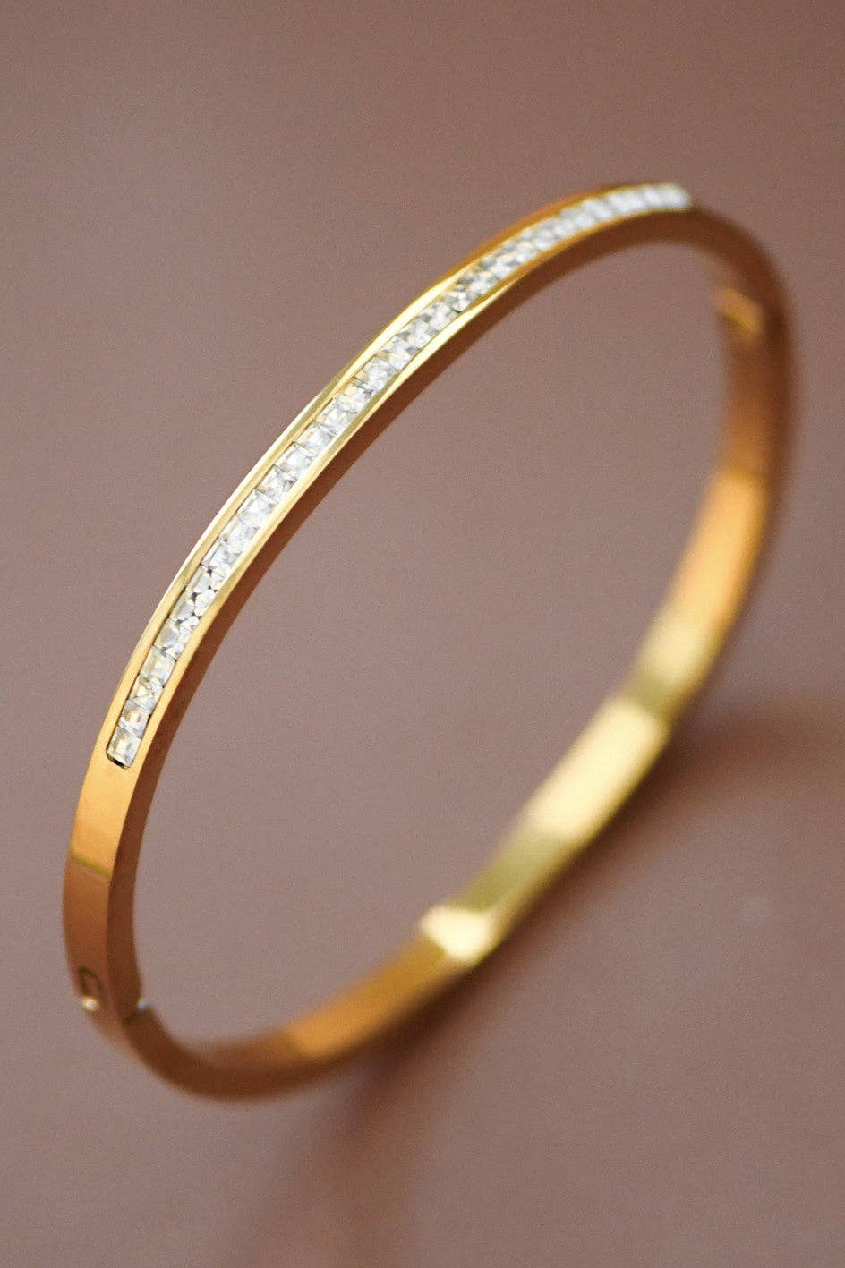 18K Gold Plated Waterproof Stainless Steel Bangle - 7039