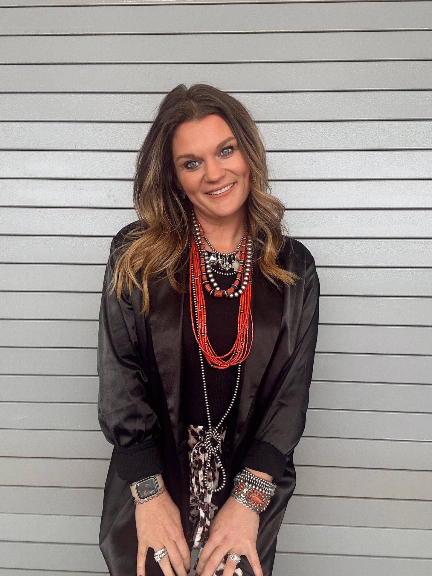 SATIN LONG SLEEVE BLAZER