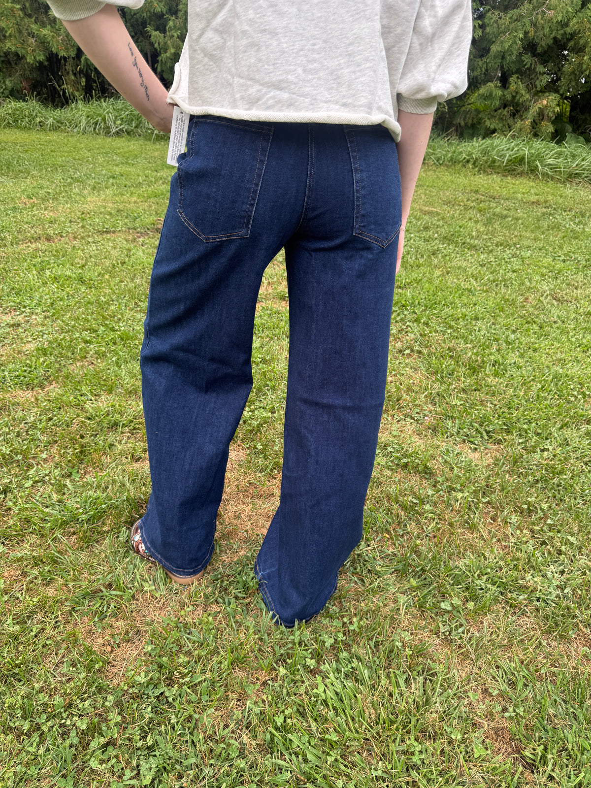 The Ellis Jean- Dark Wash