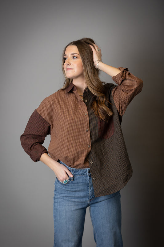 PLAID COLORBLOCK BUTTON DOWN TOP