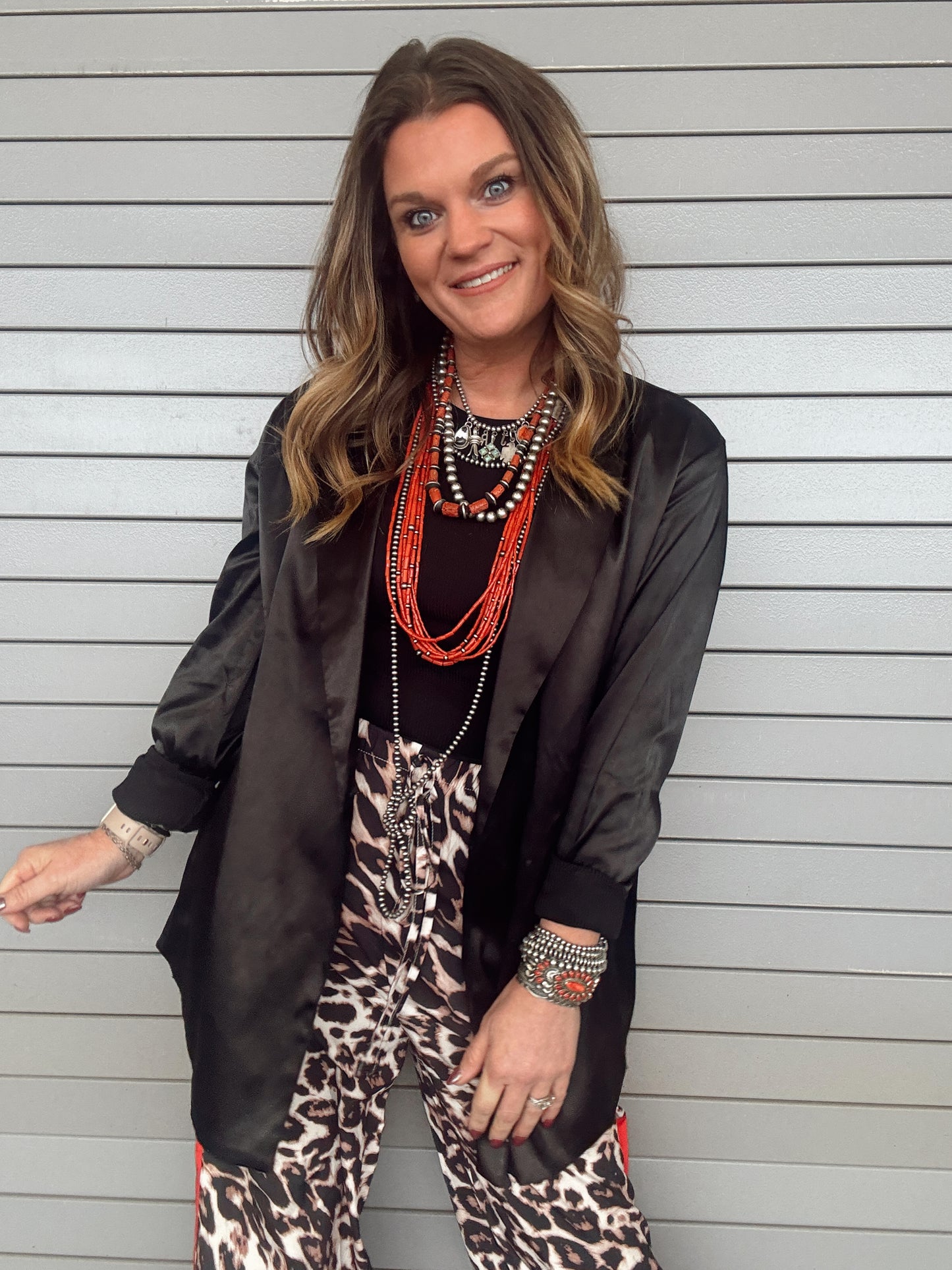 SATIN LONG SLEEVE BLAZER