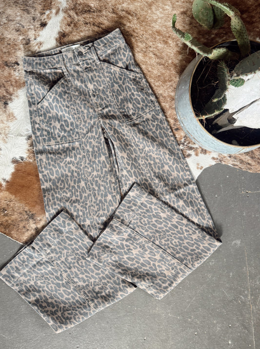 Macie Cheetah Flares