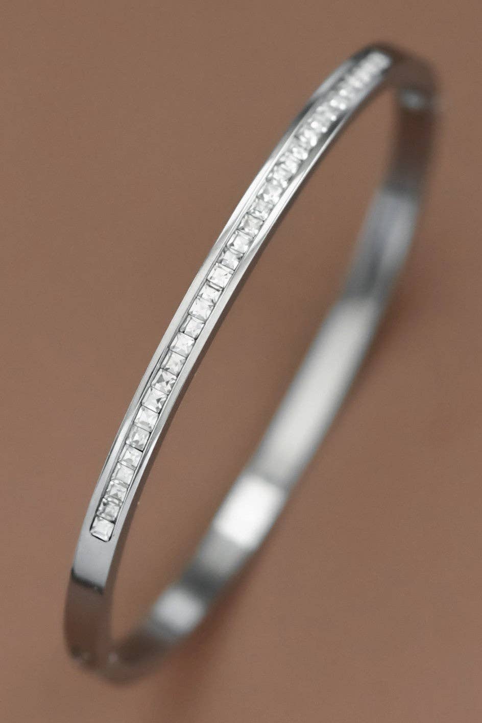 Tarnish-Resistant Waterproof Stainless Steel Bangle - 7040
