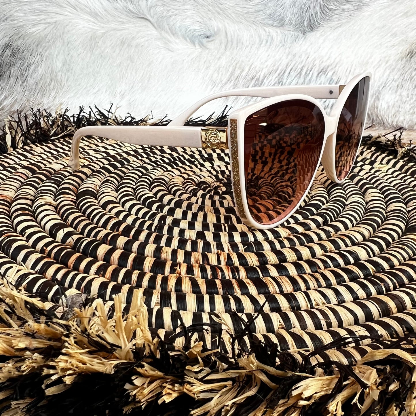 Womens Glitter Detail Sunglasses